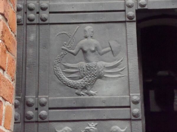 Anna Mieczynska Jerominek Drzwikatedry 1efe43272bac46803763577c11b40628