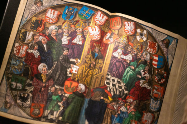 Kolorowa rycina w starej książce.